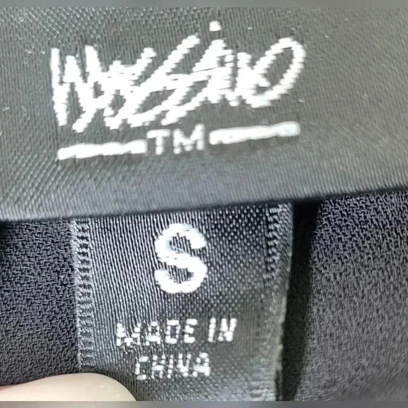 Size SM, MOSSIMO Black Drop Waist Chiffon Top, Ruffle Bottom, Ruffle Cap Sleeves - Picture 7 of 12